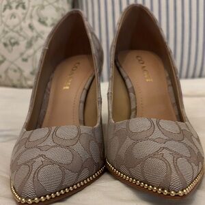 Coach Women's Beige Patterned Heels